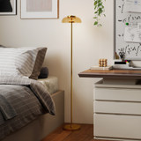 Podna lampa s nožnim prekidačem i toplim svjetlom 3000 K, boja mesinga