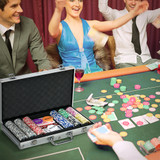 Poker set s 300 žetona u aluminijskom koferu s podlogom, srebrni