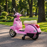 Dječiji električni motor u stilu skutera s pomoćnim točkićima, roze