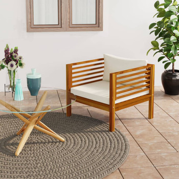Vrtna stolica s krem bijelim jastucima od masivnog drva bagrema 316294