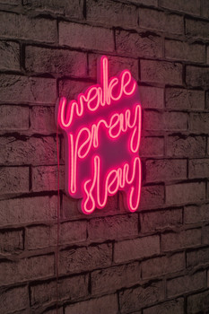 Dekorativna plastična led rasvjeta Wake Pray Slay - Pink