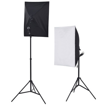 Fotografska oprema sa svjetlima softbox, pozadinom i reflektorom