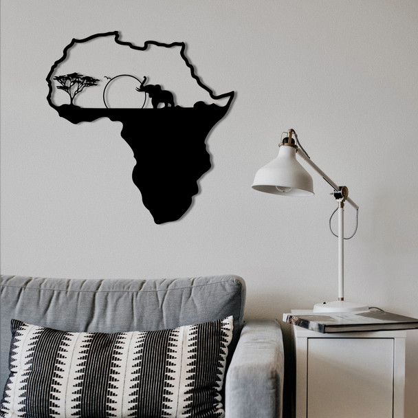 Dekorativni metalni zidni pribor Afrikanac 1