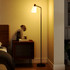 Podna LED lampa s okretnim sjenilom i tri boje svjetla, crna