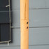 Hranilica za ptice na stalku 57,7 × 57,7 × 153 cm, prirodno drvo