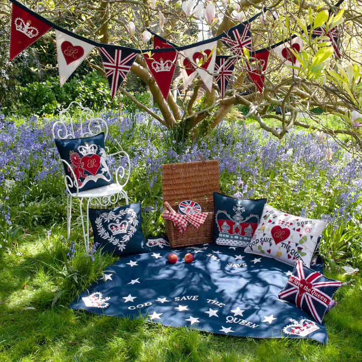 Union Jack God Save The Queen Cushion (Navy)