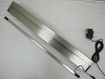 900mm Wide Stainless Steel 316Grade with Multi-colour LED Light Bar. Remote Included.