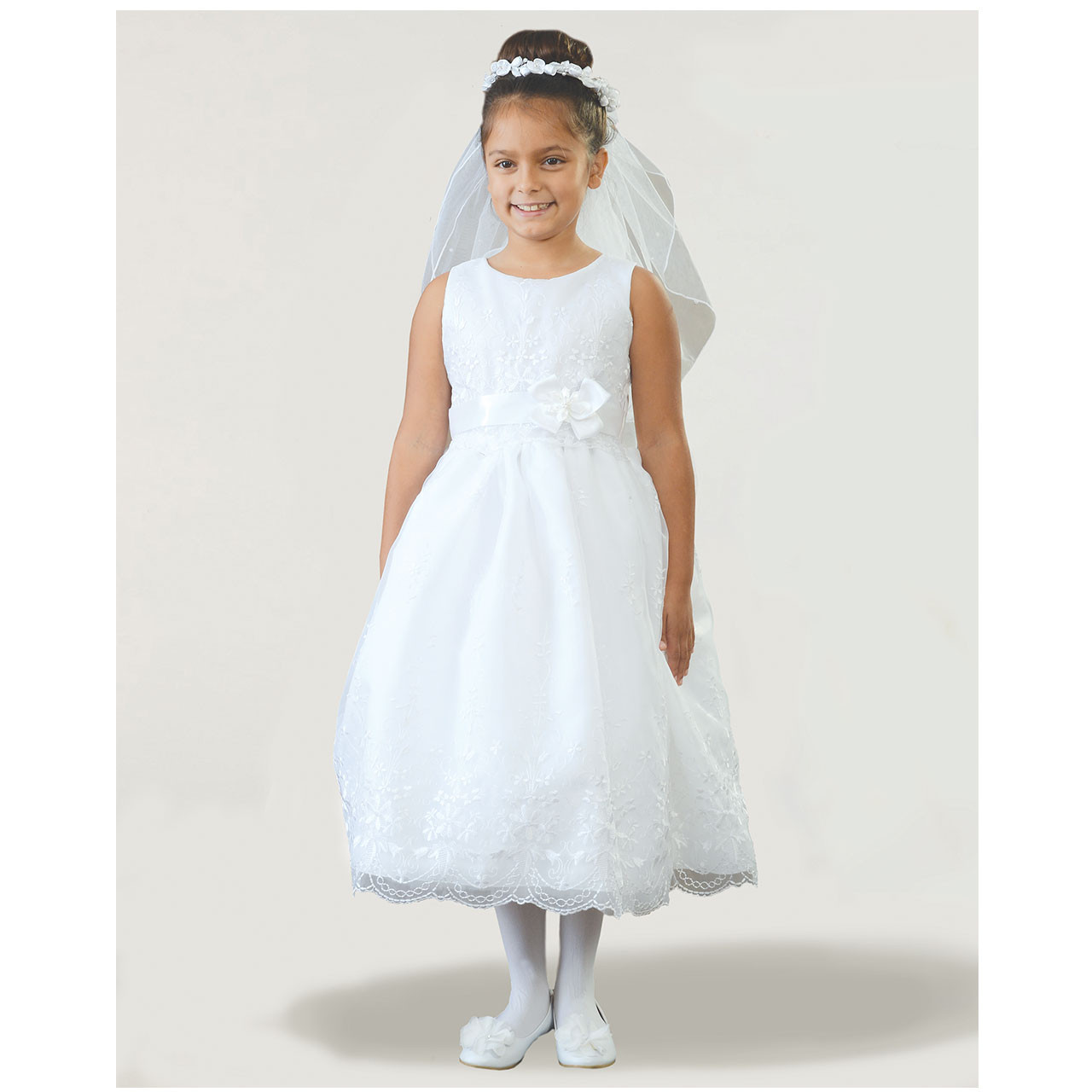 Buy Traditional Catholic First Communion Dress With Sleeves and Veil, Holy  Communion Gown, Lace Communion Dress, Flower Girl Communion Dress Online in  India - Etsy