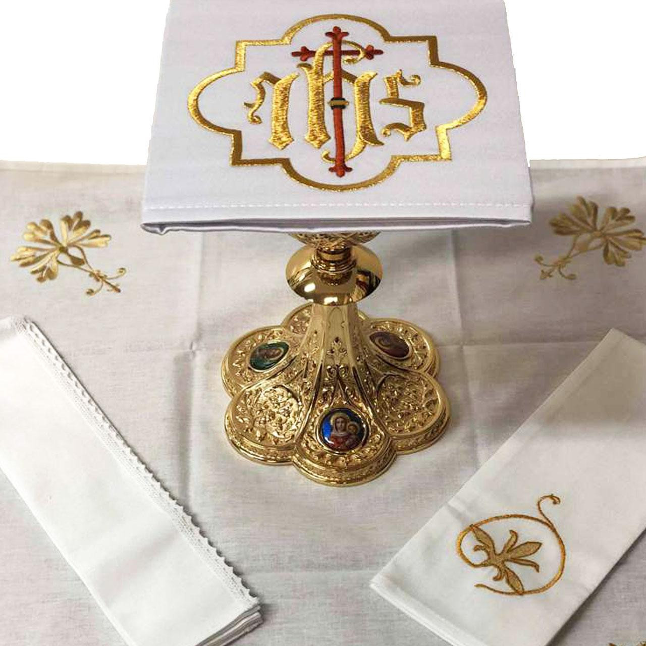 11-83 Mass Linen Set from Alba