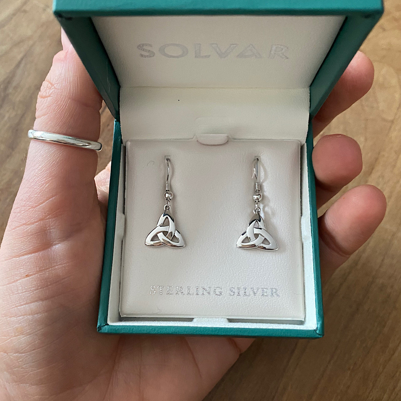 Trinity Knot Earring Box