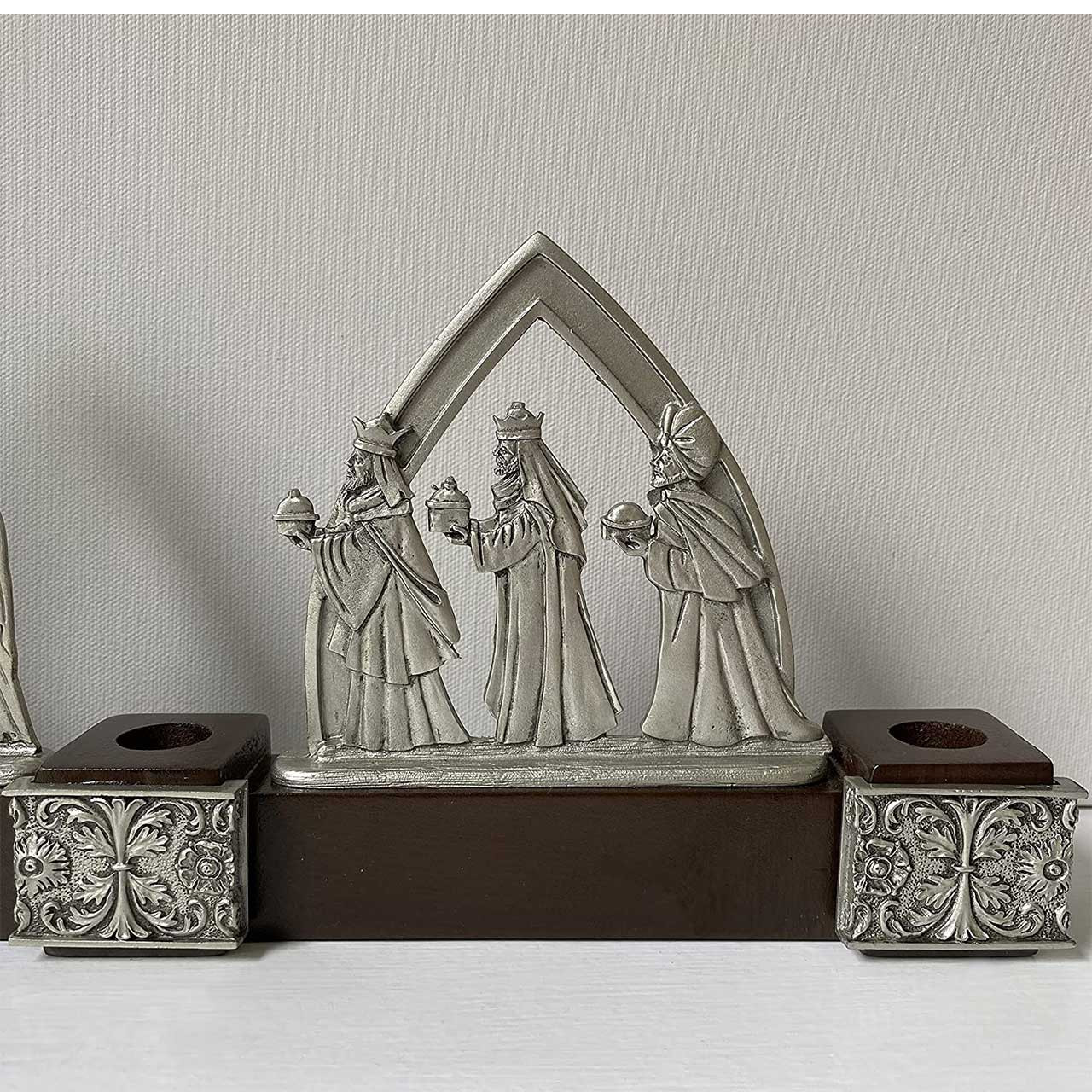 Three Kings scene on the Nativity Advent Decorations with Candles