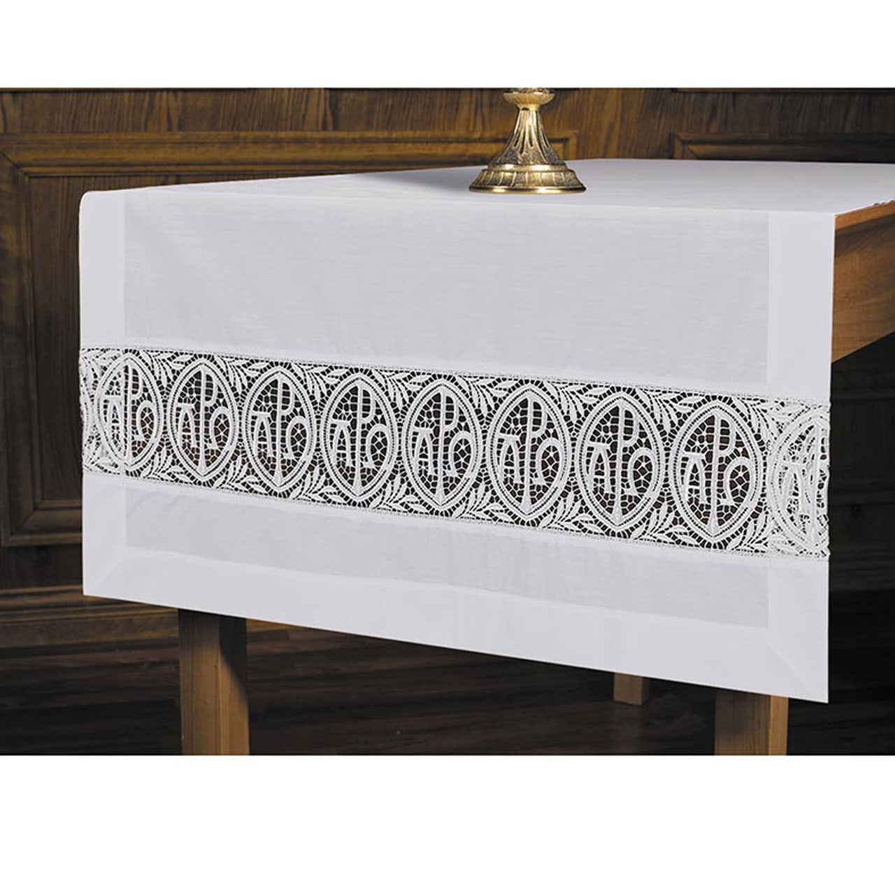 L5058 Alpha & Omega Lace Altar Runner