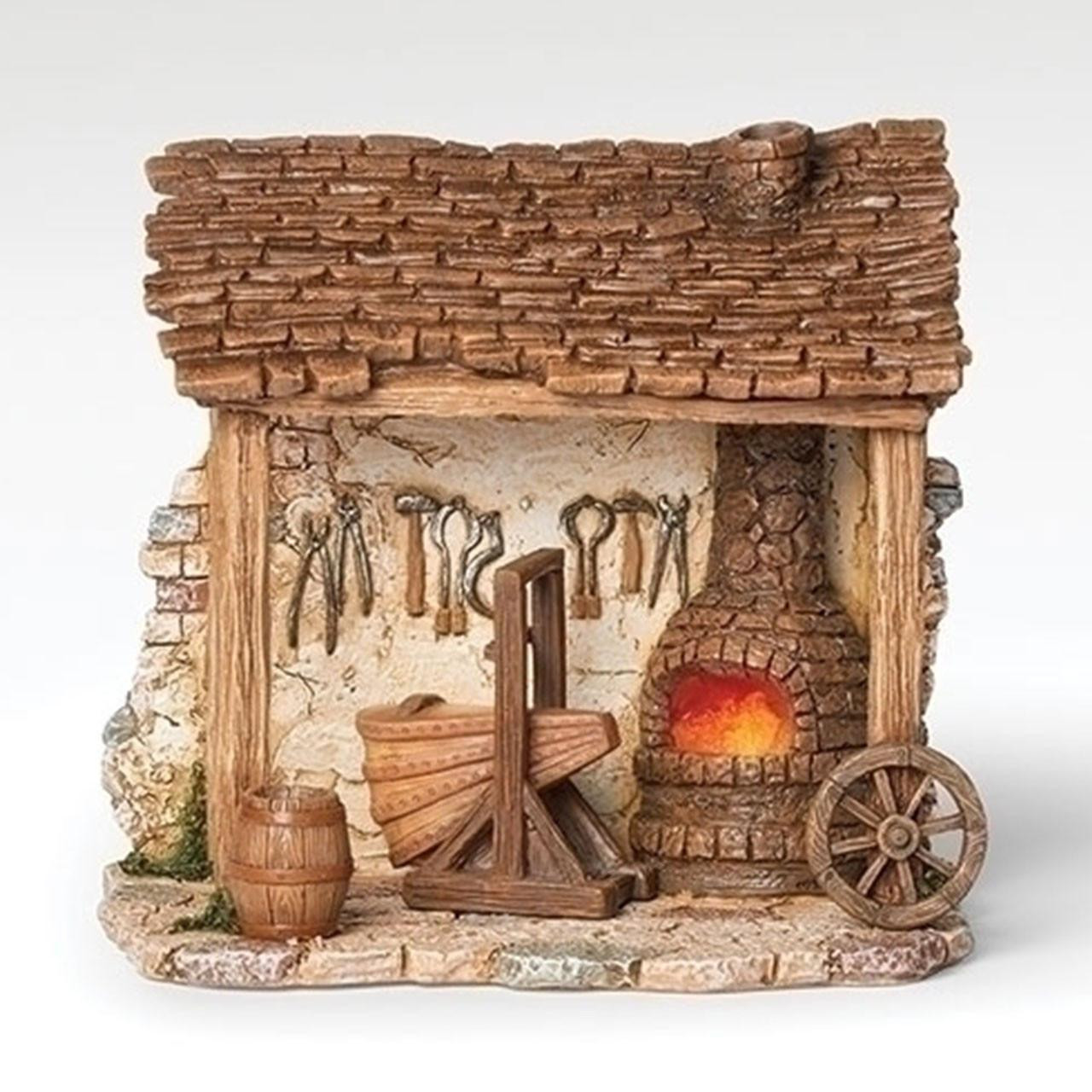 LED Fontanini Blacksmith Shop comes with batteries