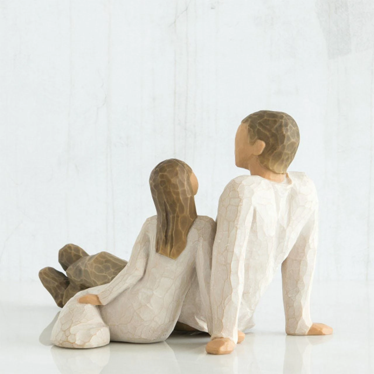 Back view of the Willow Tree Father and Daughter Figure