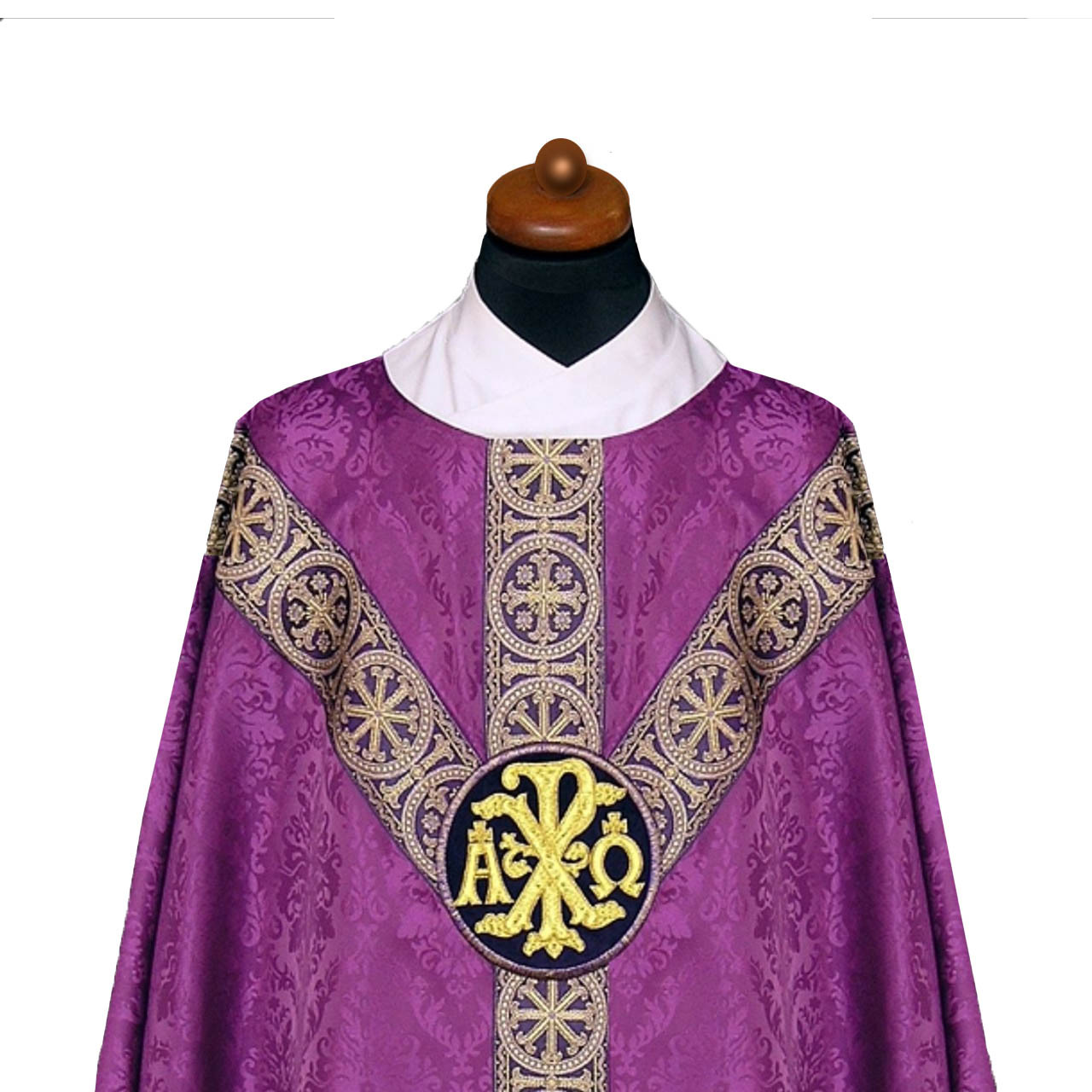 2313 Gothic Chasuble in Damask