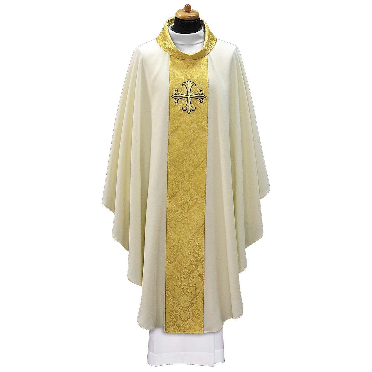 2133 Chasuble with Italian Brocade