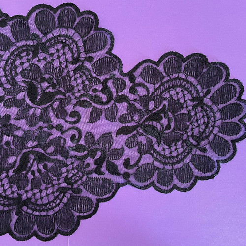 Black Chapel Veil end and border circular lace pattern (purple color is to contrast with the black to show lace patterns only)