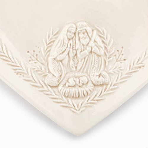 Detail of the Good Gift Heart Plate