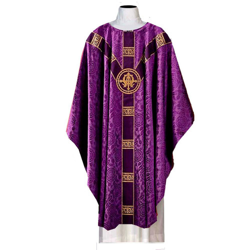 0920 Tudor Rose Chasuble