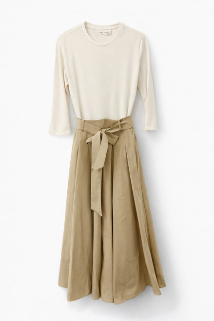 BEIGE PLEATED DRESS WITH BELT