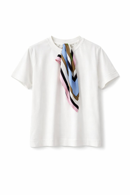 WHITE T-SHIRT WITH SCARF