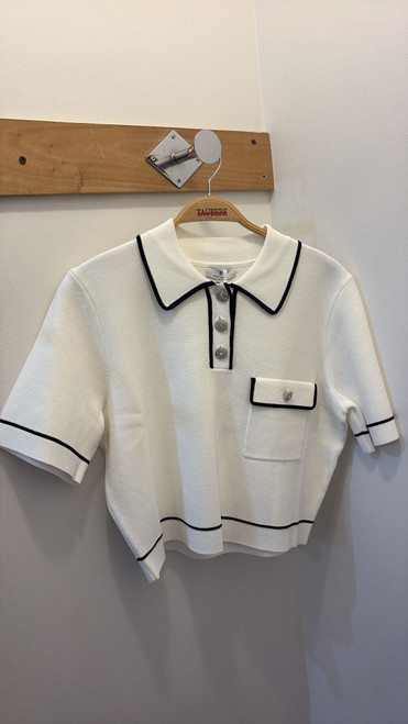 KNIT TOP WITH CONTRAST TRIM