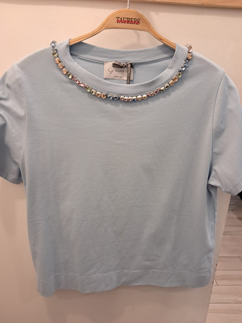 LIGHT BLUE T-SHIRT COLORED STONES