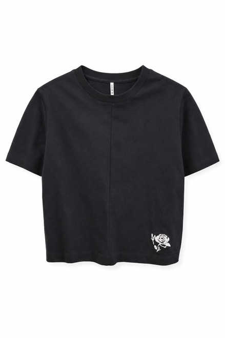 BLACK T-SHIRT WITH FLOWER DESIGN