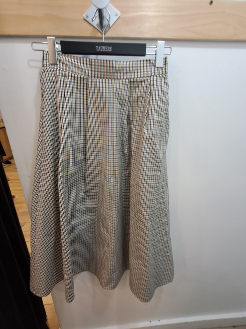PLAID LIGHT PLEATED SKIRT