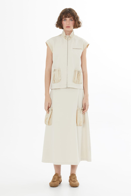 BEIGE VEST WITH POCKETS