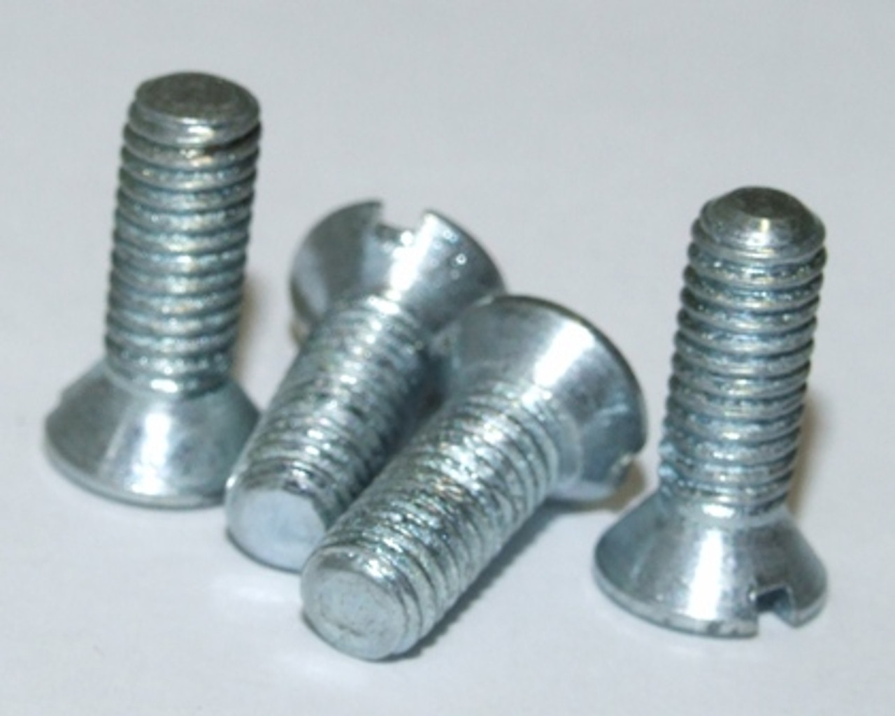 Mag/Dyno Drive End Cover Screws (Set of 4) Zinc