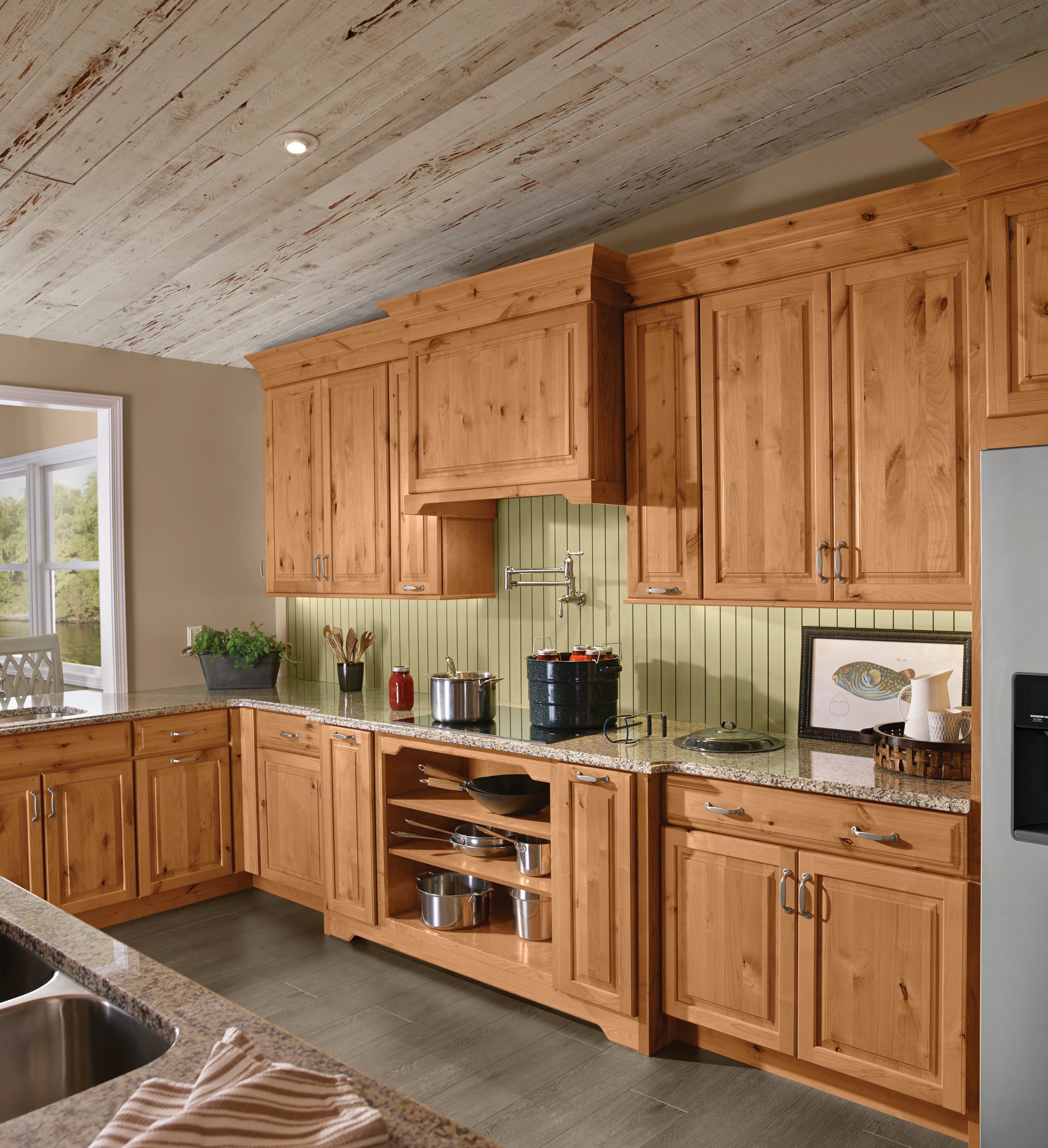 KraftMaid kitchen with Rustic Alder cabinets