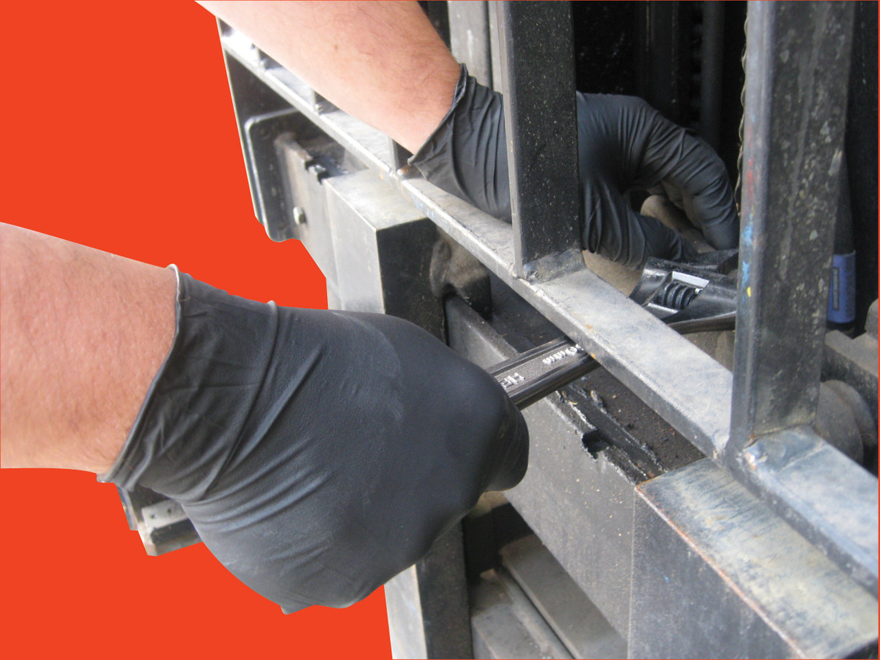 Black Shield Extra Heavy Duty Nitrile - Large, 100 Per Box