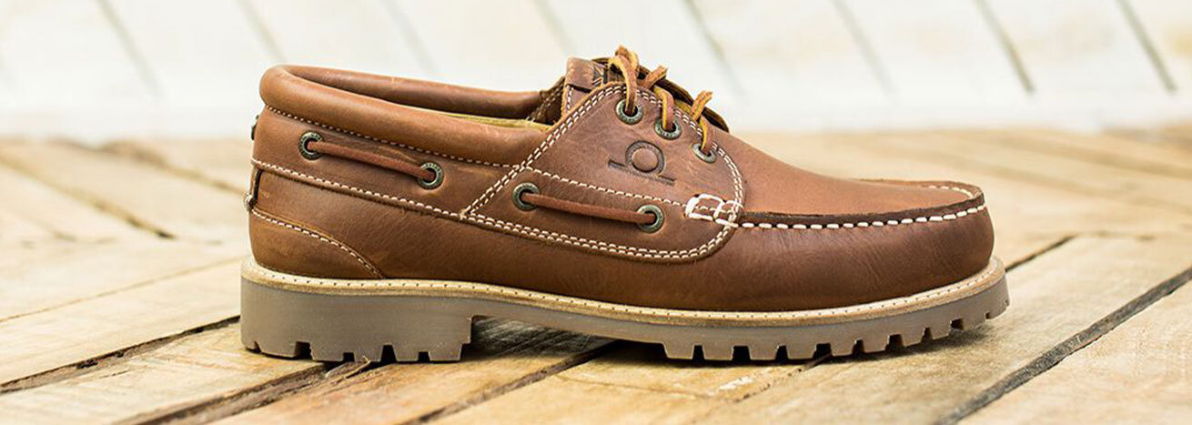 Men's Tan Boat Shoes