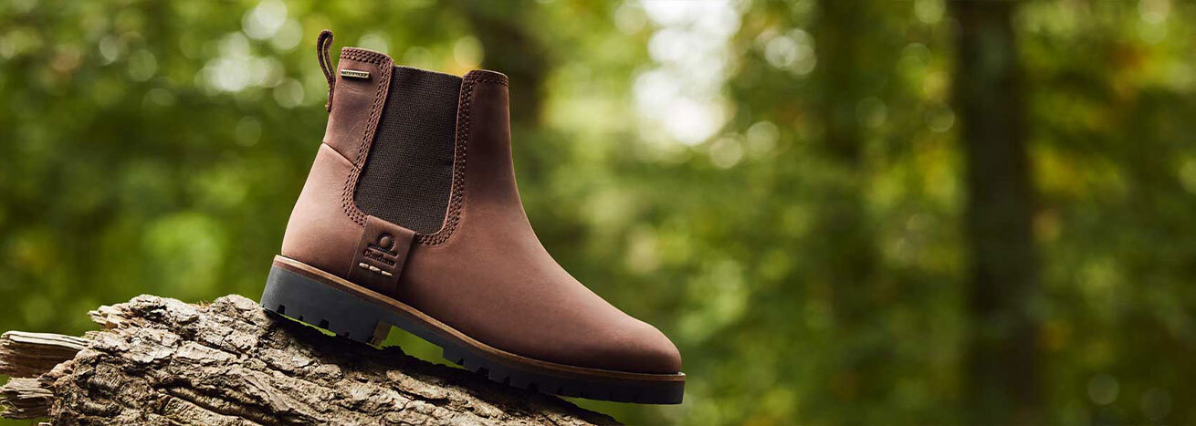 Women's Chelsea Boots
