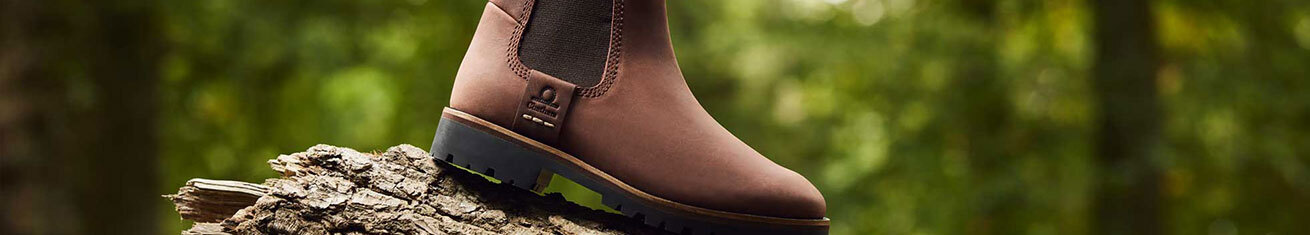 Women's Chelsea Boots