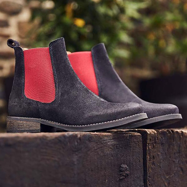 Women's Chelsea Boots