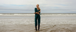 Zomerse layering: zo draag je laagjes in de zomer