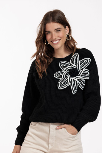 Studio Anneloes Valerie chunky flower pullover - black - 11927