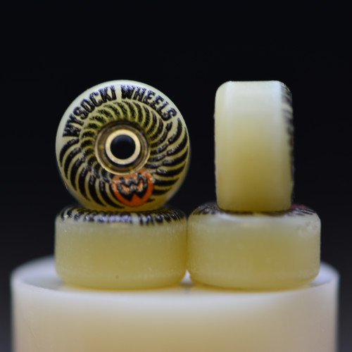Tan Spirals 8.1mm  60D Conical  