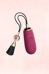 Marakesh Wireless bullet vibrator with rechargeable  bullet for clitoris upclose