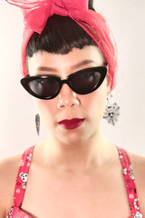 Lucy Cat Eye Pin-up Doll Retro Sunglasses