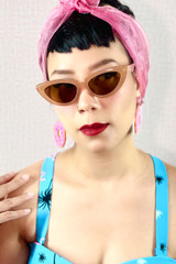 Lucy Cat Eye Pin-up Doll Retro Sunglasses