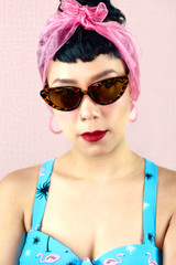 Lucy Cat Eye Pin-up Doll Retro Sunglasses