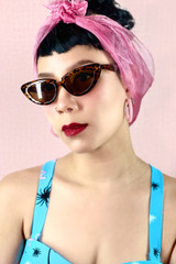 Lucy Cat Eye Pin-up Doll Retro Sunglasses