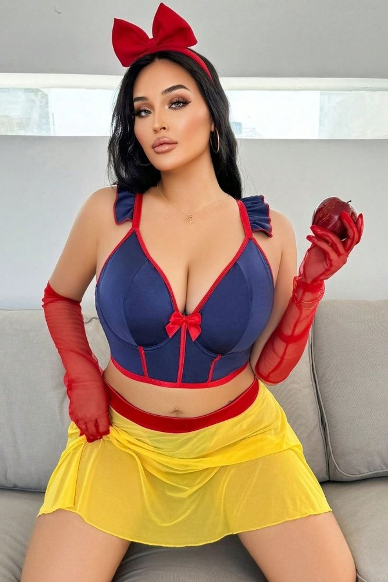 Plus Size Snow White Seduction Costume