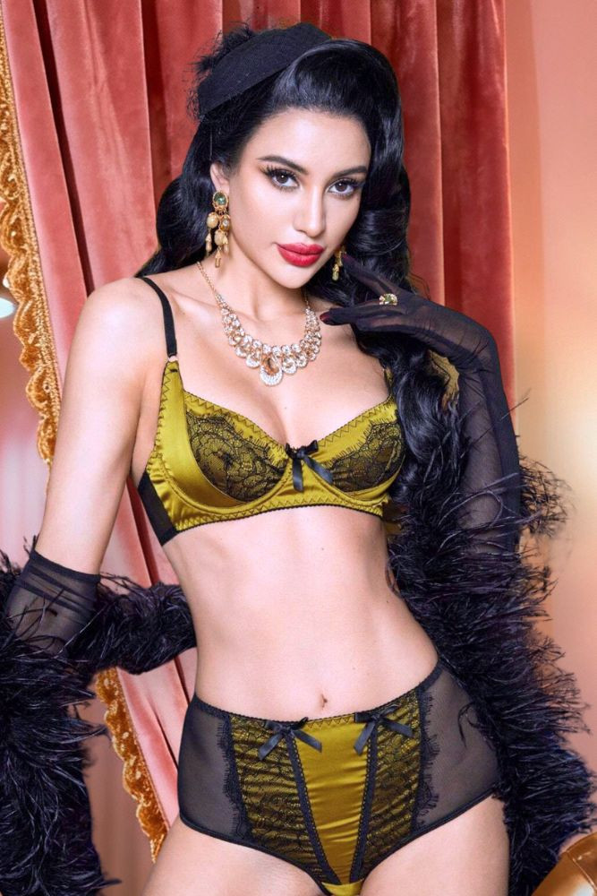 Roxy Green Bra and High Waist Panty Retro Lingerie