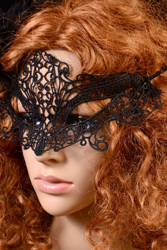 Simone Gothic Embroidered Masquerade Venetian Eye Mask