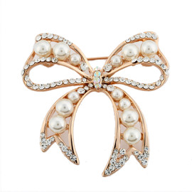 Faux Pearl Retro Bow Cubic Zirconia Crystal Studded Vintage Brooch Faux Pearl Retro Bow Cubic Zirconia Crystal Studded Vintage Brooch