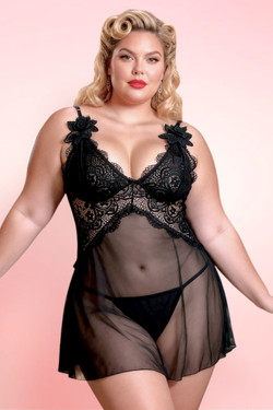 Heidi Black Plus Size Babydoll worn by curvy model.